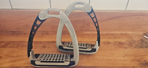 Safety stirrup