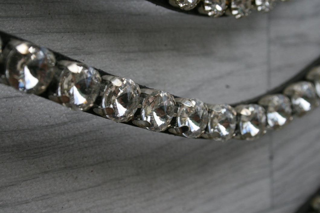 Large clear crystal wave 10mm